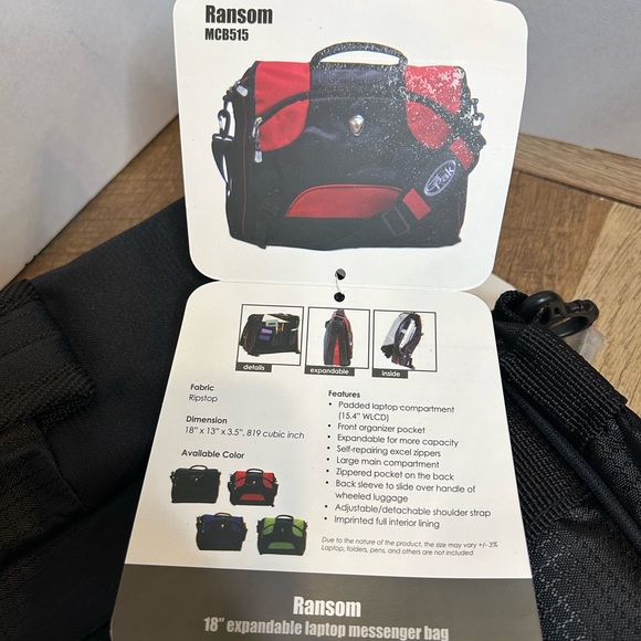 Pavilion Black Messenger Bag by Calpak 18” Laptop - Picture 10 of 10